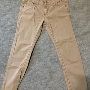 Men’s Rock Revival jeans in tan!